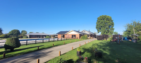 AF1QipMANlpybSEqe2EiHF2G9CUoknJjhIjD2OffO5n8w533 h240 k no