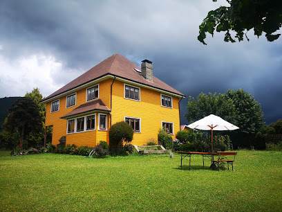 AF1QipNFhcl25oNcFzmAMb5U jX1Z52j maLydFBjcwAw408 h306 k no