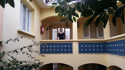 AF1QipNnpXk4lXYgTF8WzTID0DJPtyKV64tIEnG1dJNew427 h240 k no