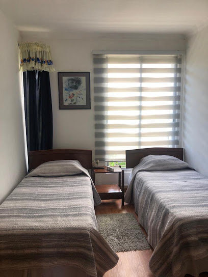 AF1QipOX4jjEcvX0u0 nCodNod5B6nZFNXa7MsRz M2ww408 h544 k no