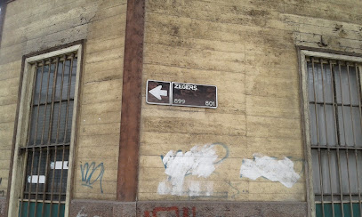 AF1QipOYoEsZq2VkmLlJg6qJrifMPPs8m 1VoxN0B ufw408 h244 k no