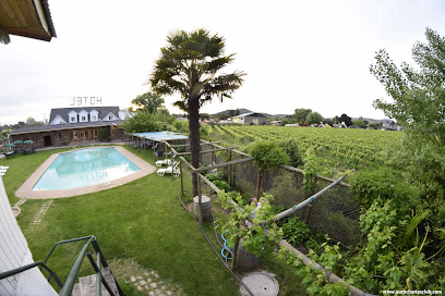 AF1QipPA7AvdW4vwS6KeTc1yei43j238Yr8qnNVO21 Pw408 h272 k no